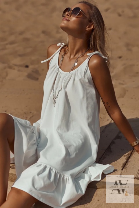 👉 Śmietankowy urok – letnia sukienka dresowa z falbaną i wiązaniem | Styl i wygoda ❤️ 👉 Śmietankowy urok – letnia sukienka dresowa z falbaną i wiązaniem | Styl i wygoda ❤️