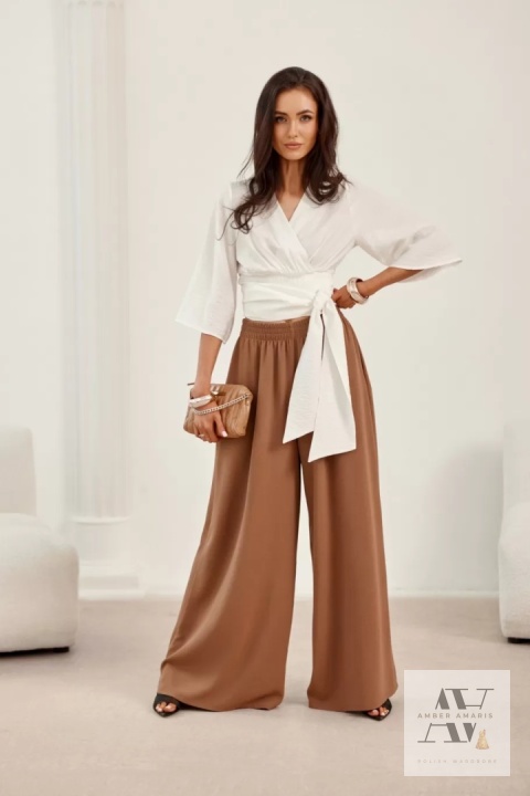Styl boho w nowoczesnym wydaniu – bluzka Flavia ecru | Komfort i kobiecość